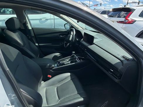 Used 2024 Honda Accord EX-L image 4