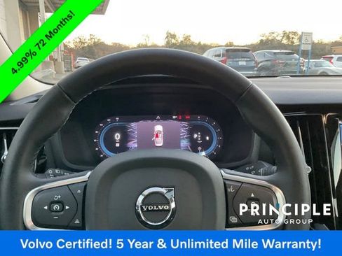 Certified 2025 Volvo S60 B5 Core image 21