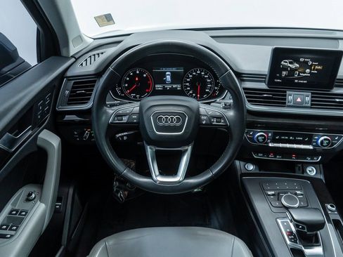 Used 2018 Audi Q5 2.0T Premium Plus w/ Premium Plus Package image 14