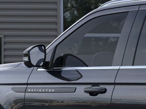 New 2025 Lincoln Navigator L Black Label AWD/4WD image 20