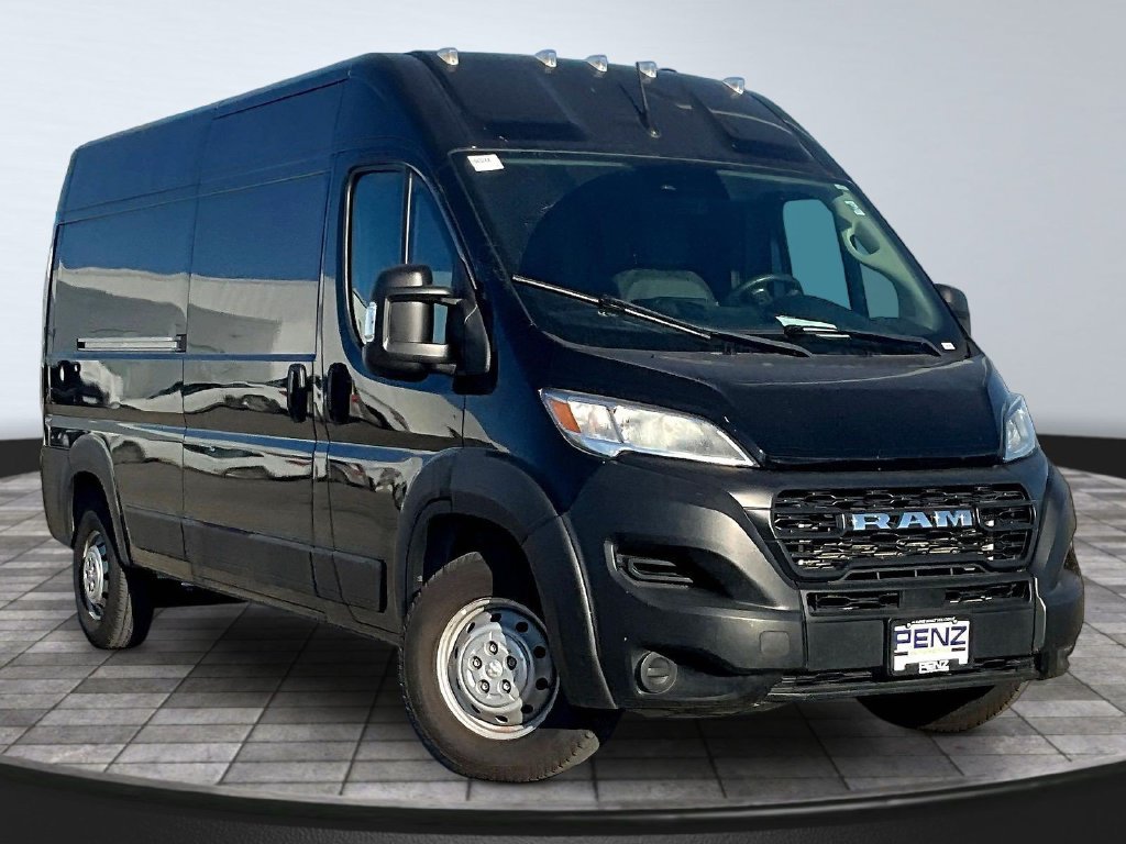 Used 2023 RAM ProMaster 2500 FWD image 3