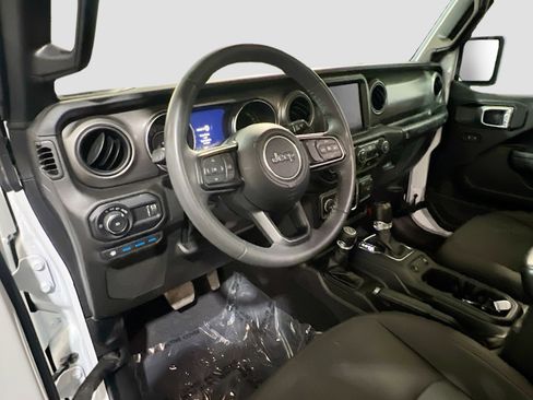 Used 2023 Jeep Wrangler Unlimited w/ 8.4" Radio Group AWD/4WD image 7