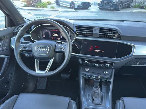 Used 2025 Audi Q3 2.0T Premium w/ Convenience Package image 10