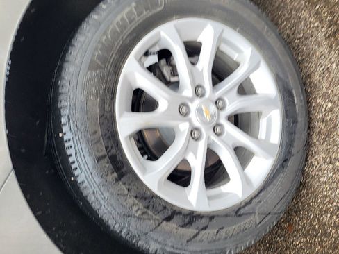 Used 2019 Chevrolet Equinox LT image 13