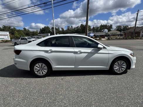 Used 2019 Volkswagen Jetta S w/ Driver Assistance Package image 2
