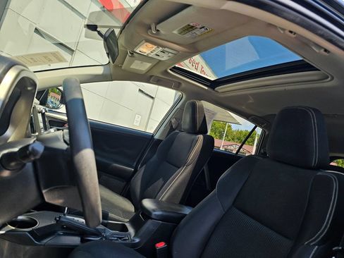 Used 2013 Toyota RAV4 XLE AWD/4WD image 21