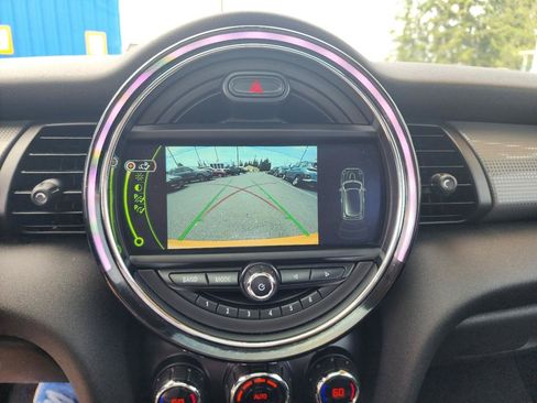 Used 2017 MINI Cooper 2-Door Hardtop FWD image 21