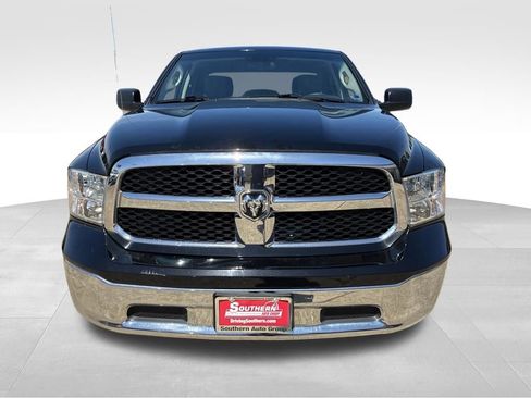 Used 2024 RAM 1500 Classic SLT AWD/4WD image 9