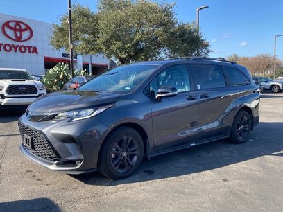Certified 2025 Toyota Sienna XSE