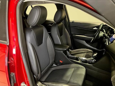 Used 2021 Buick Encore GX Select image 28