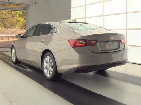 Used 2024 Chevrolet Malibu LT FWD image 4