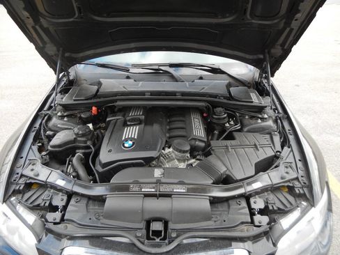 Used 2012 BMW 328i Convertible image 42