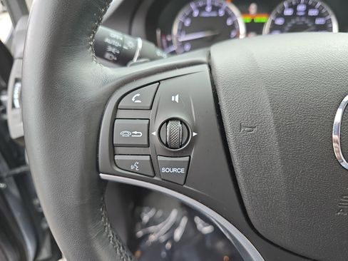 Used 2020 Acura MDX FWD w/ Technology Package image 19