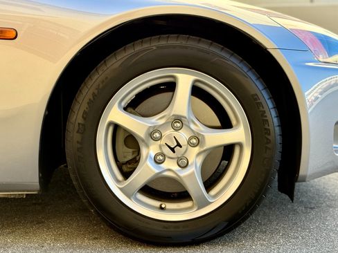Used 2000 Honda S2000 image 34