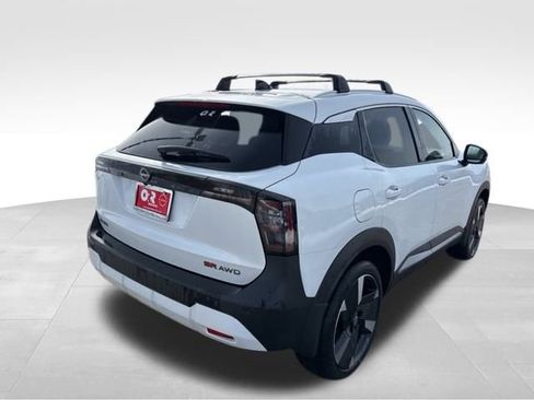 New 2026 Nissan Kicks SR w/ Cold Weather Package AWD/4WD image 5