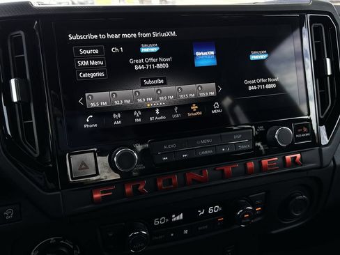 Used 2025 Nissan Frontier PRO-4X w/ Pro Convenience Package AWD/4WD image 19