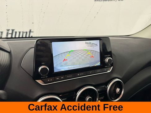 Used 2024 Nissan Sentra S image 3