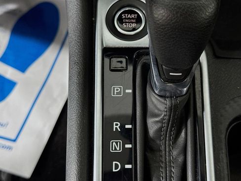 Used 2024 Nissan Sentra SV FWD image 19