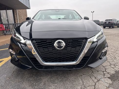 Used 2019 Nissan Altima 2.5 SV image 7