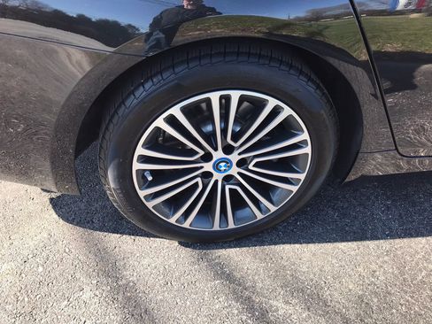 Used 2018 BMW 530e xDrive 530e xDrive iPerformance Sedan w/ Premium Package 2 image 47