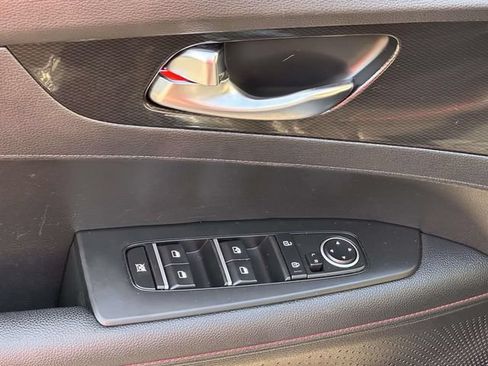 Used 2023 Kia Forte GT FWD image 16