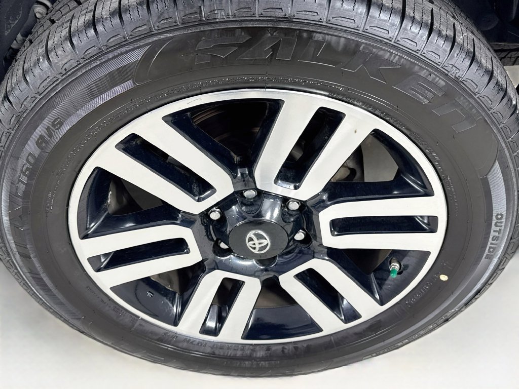 Used 2014 Toyota 4Runner Limited RWD image 40