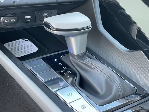 New 2026 Hyundai Elantra Limited FWD image 33