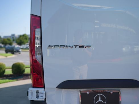 New 2025 Mercedes-Benz Sprinter 2500 image 13