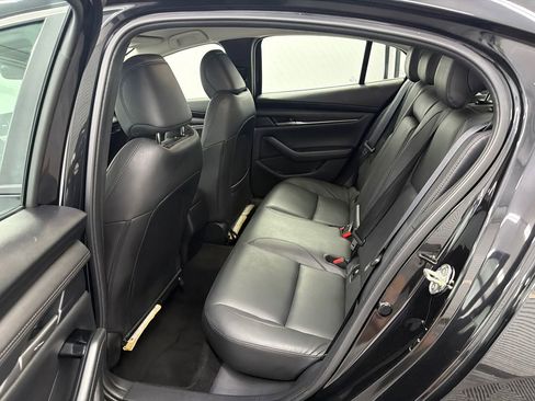 Used 2024 MAZDA MAZDA3 s FWD image 19