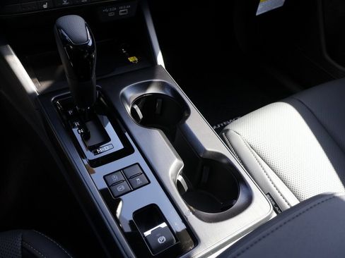 New 2026 Subaru Outback Limited image 40