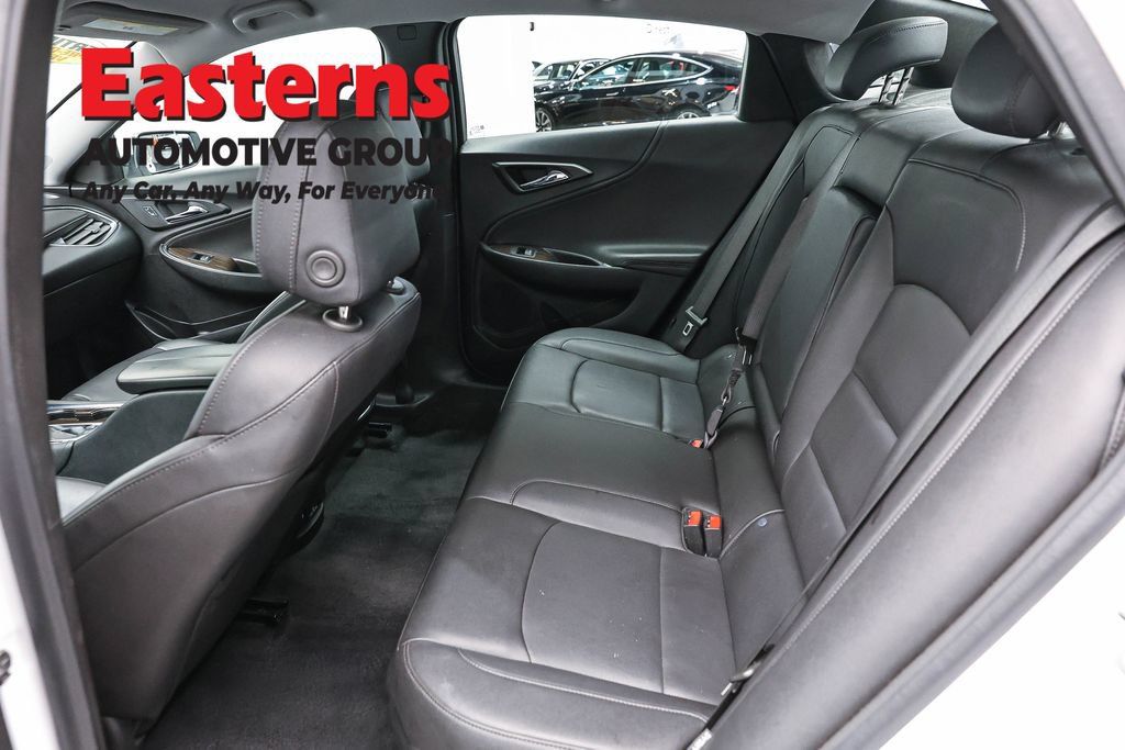 Used 2024 Chevrolet Malibu LT FWD image 23