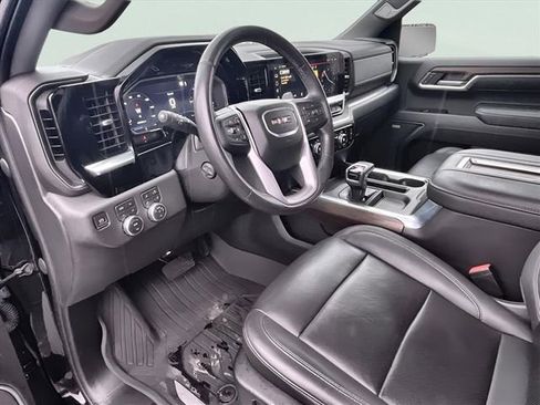 Certified 2022 GMC Sierra 1500 SLT w/ SLT Premium Package image 11