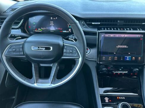 Used 2023 Jeep Grand Cherokee 4xe image 11