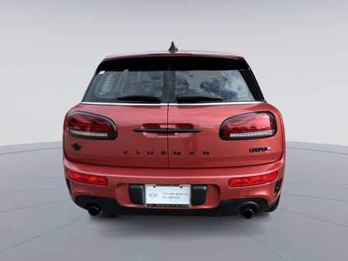 Certified 2024 MINI Cooper Clubman S image 8