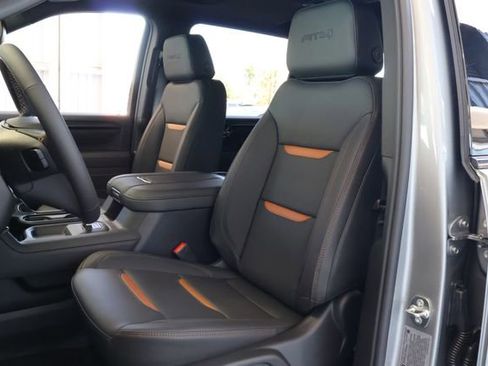 New 2026 GMC Sierra 2500 AT4 w/ AT4 Premium Plus Package image 15