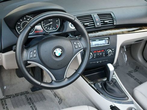Used 2011 BMW 128i Convertible image 53