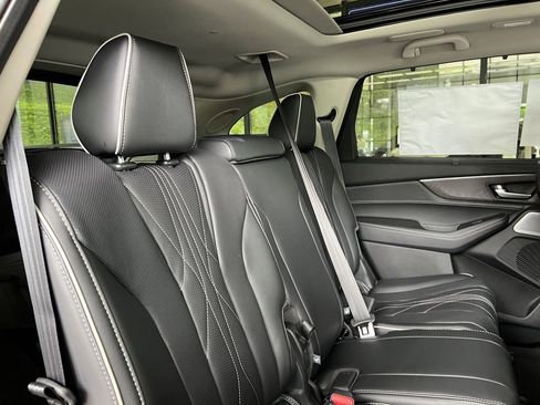 New 2026 Acura MDX w/ Advance Package image 28