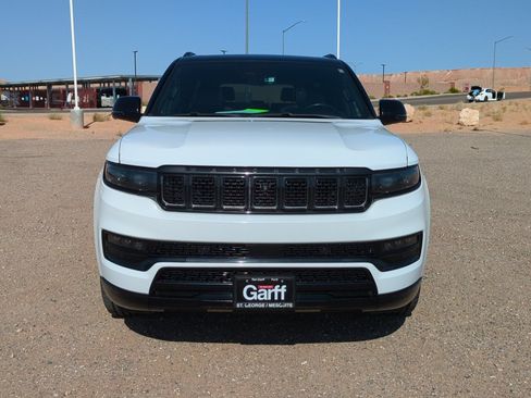Used 2024 Jeep Grand Wagoneer L Series II w/ Quick Order Packagew 28T AWD/4WD image 8