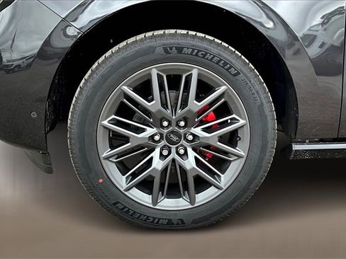 New 2025 Ford Expedition Platinum w/ Stealth Performance Package image 12