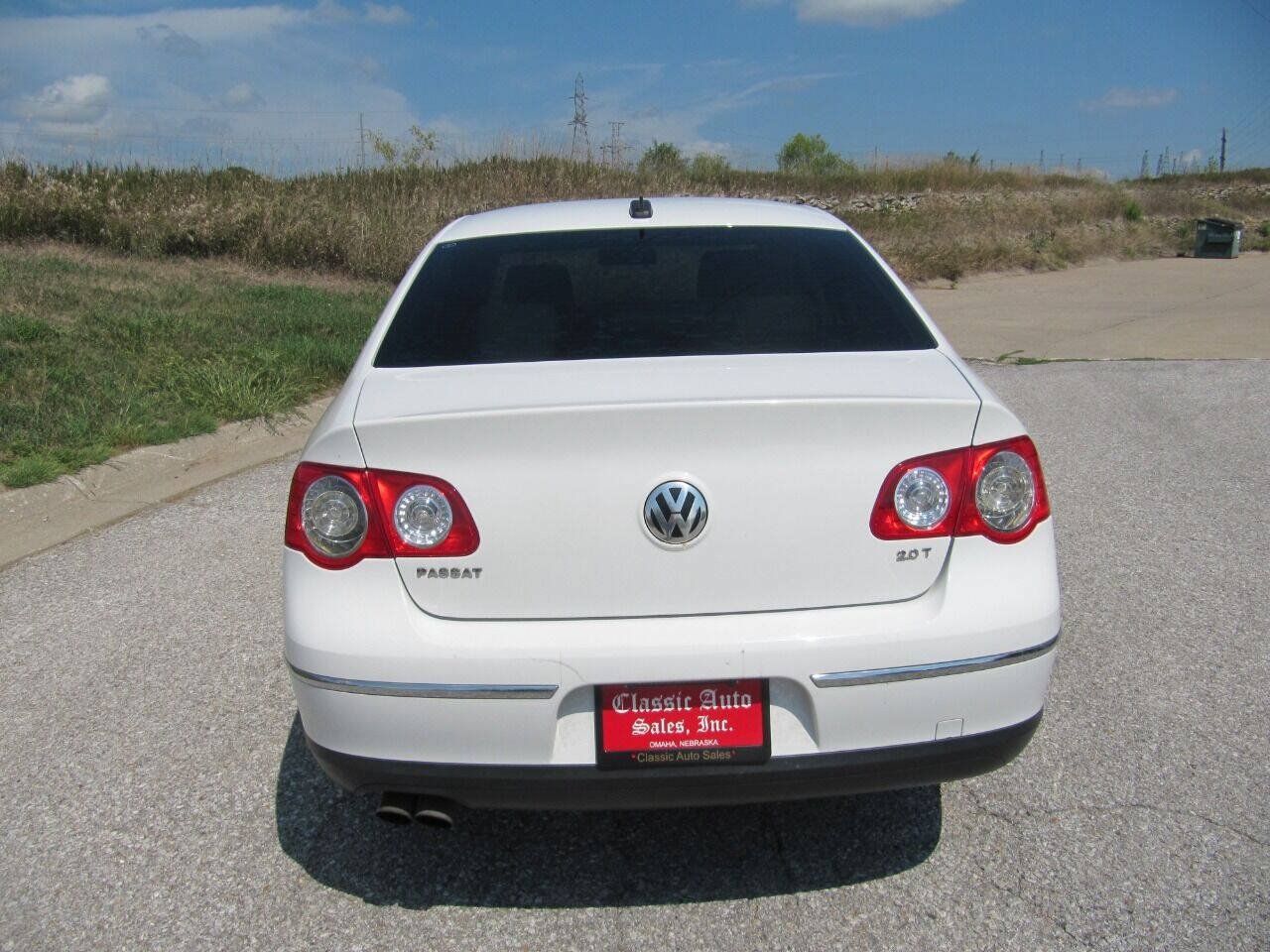 Used 2006 Volkswagen Passat Value Edition FWD image 7