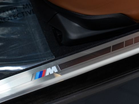 Used 2025 BMW 760i xDrive w/ Executive Package image 12