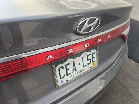 Used 2013 Hyundai Azera w/ Technology Pkg image 9