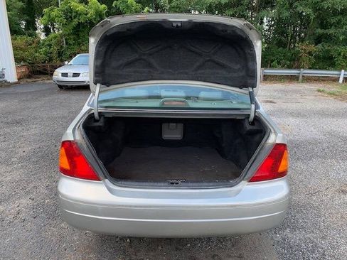Used 2002 Toyota Avalon XL FWD image 15
