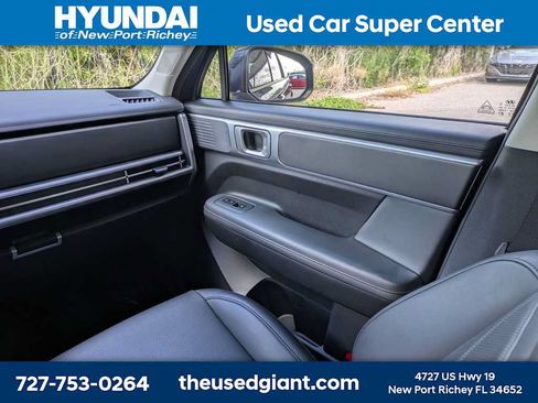 Used 2025 Hyundai Santa Fe SEL FWD image 22