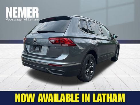 Certified 2023 Volkswagen Tiguan SE AWD/4WD image 4