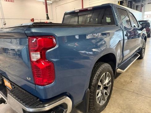 Used 2024 Chevrolet Silverado 1500 LT AWD/4WD image 25