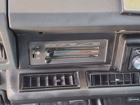 Used 1994 Jeep Wrangler S AWD/4WD image 13