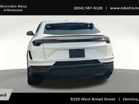 Used 2024 Lamborghini Urus Performante AWD/4WD image 9
