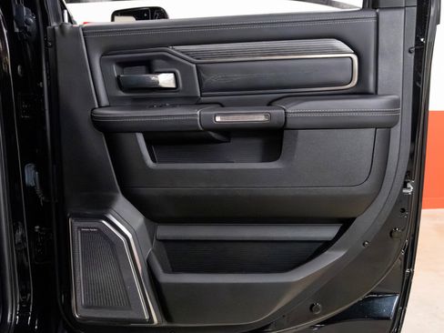 Used 2020 RAM 2500 Limited image 39