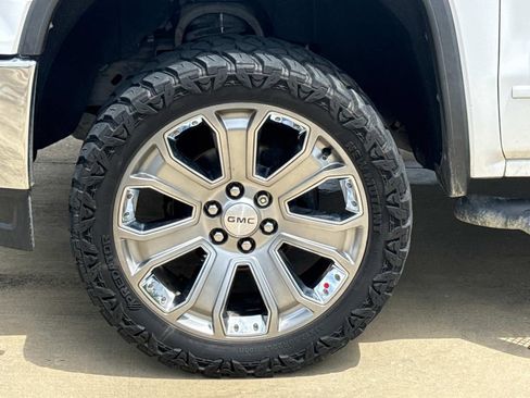 Used 2015 GMC Sierra 1500 SLE w/ Texas SLE Value Package AWD/4WD image 5